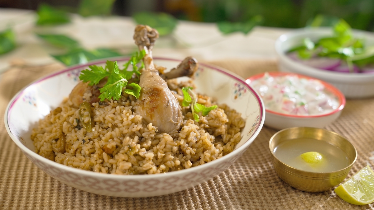 Dindigul Seeraga Samba Chicken Biryani
